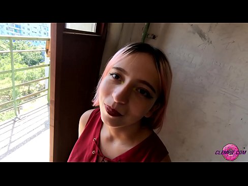 ❤️ د شاګرد حساسیت په بهر کې یو اجنبی سړی وخوري - د هغه په مخ کې ❌ ❌